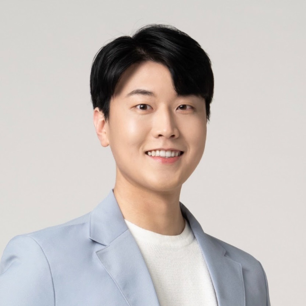 Myeong-Ha Hwang