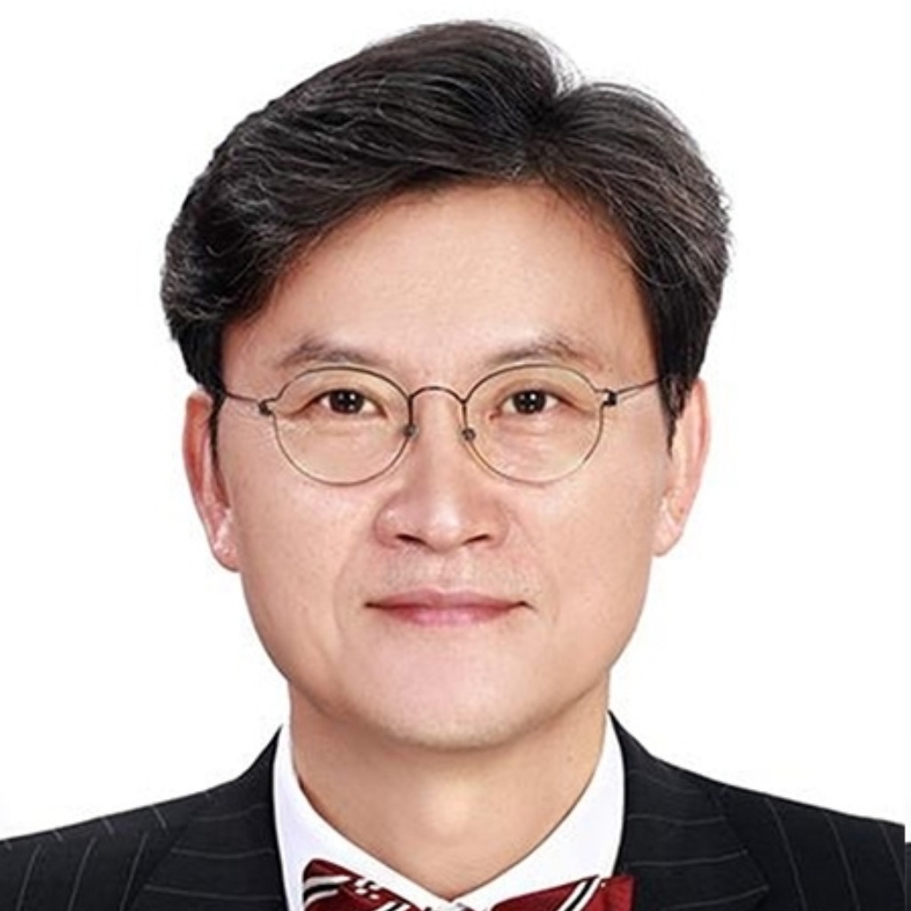 Myuhng-Joo Kim